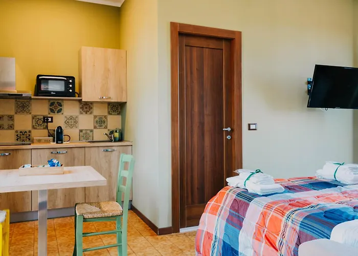 Dimora Portanuova Bed and Breakfast 4*